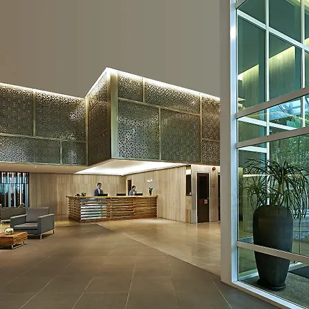 Oasia Suites Kuala Lumpur By Far East Hospitality-2